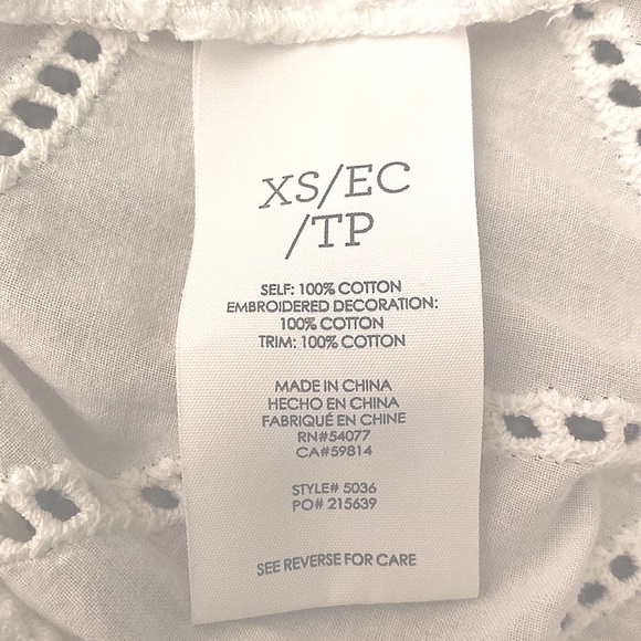 ❤️CAbi Sleeveless cotton top - Picture 6 of 7